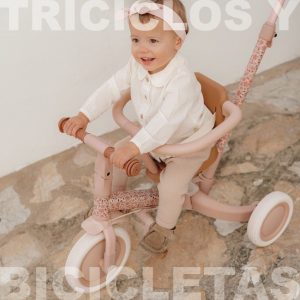 TRICICLOS Y BICICLETAS